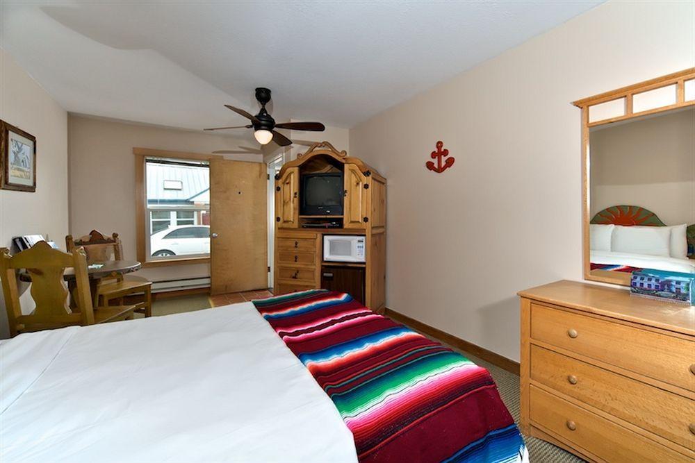 Blue Gull Inn Cannon Beach Exterior photo