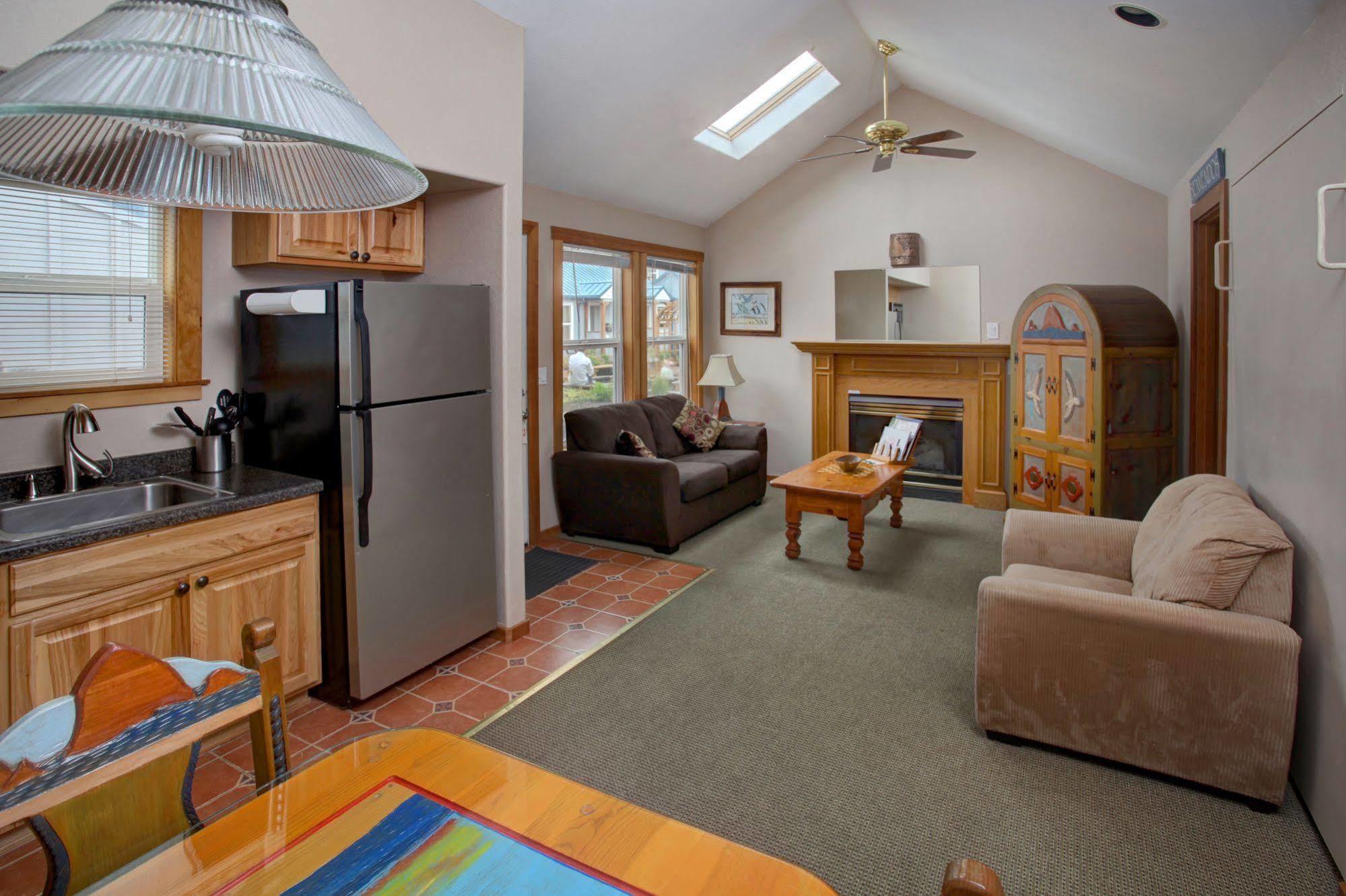 Blue Gull Inn Cannon Beach Exterior photo